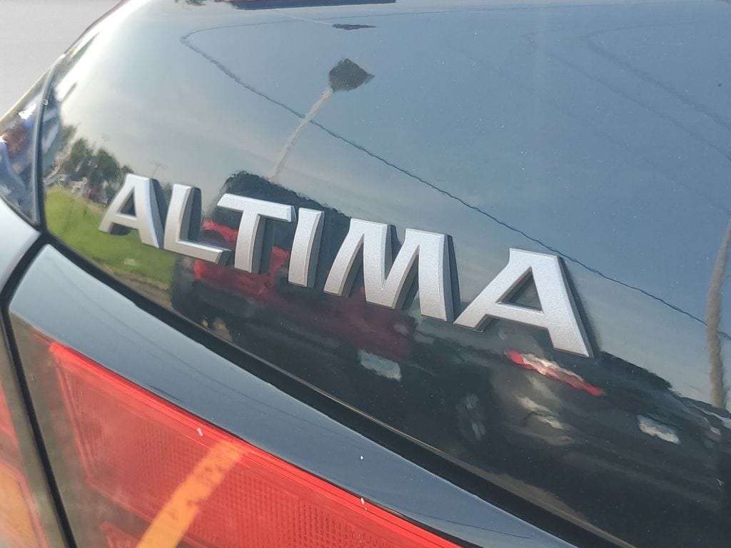 2025 Nissan Altima SV - Photo 11