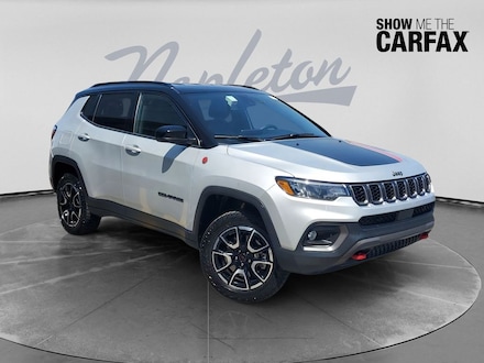 2025 Jeep Compass Trailhawk SUV
