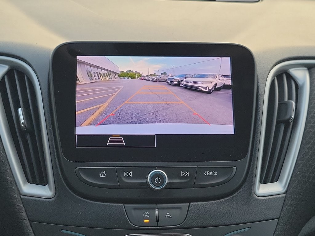 2023 Chevrolet Malibu 1LT - Photo 16
