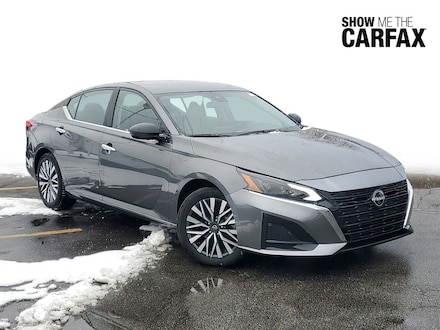 2025 Nissan Altima SV Sedan