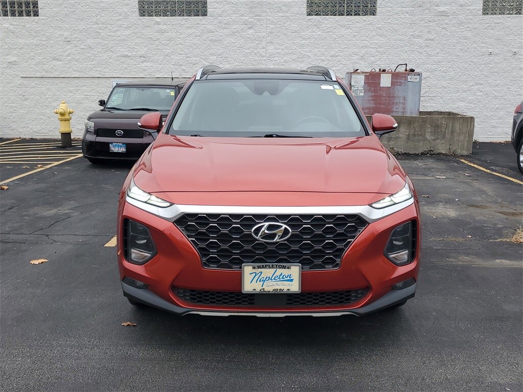2020 Hyundai Santa Fe SEL photo 2