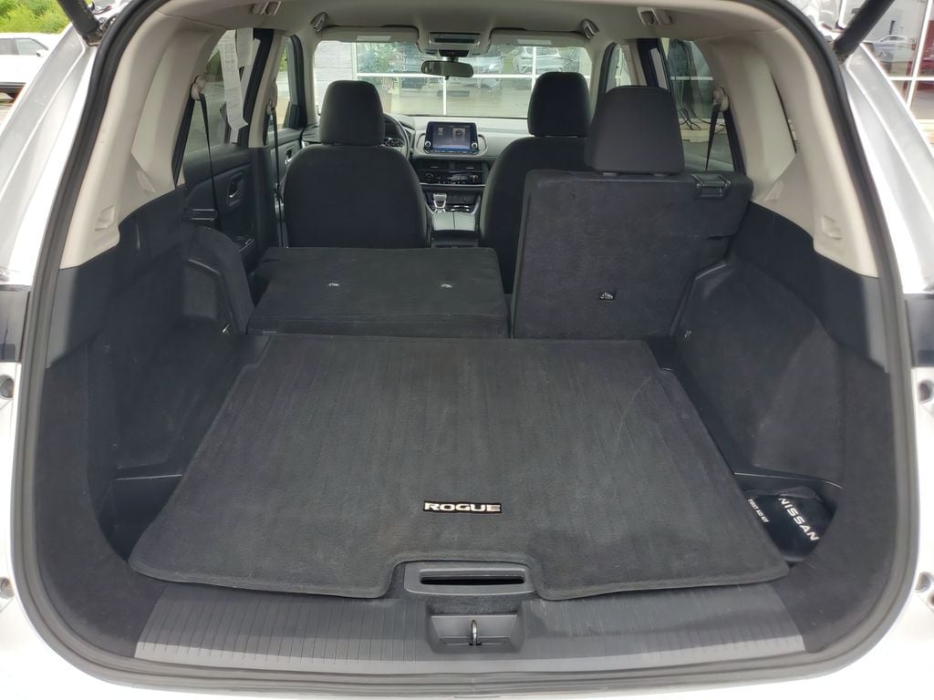 2025 Nissan Rogue SV - Photo 26