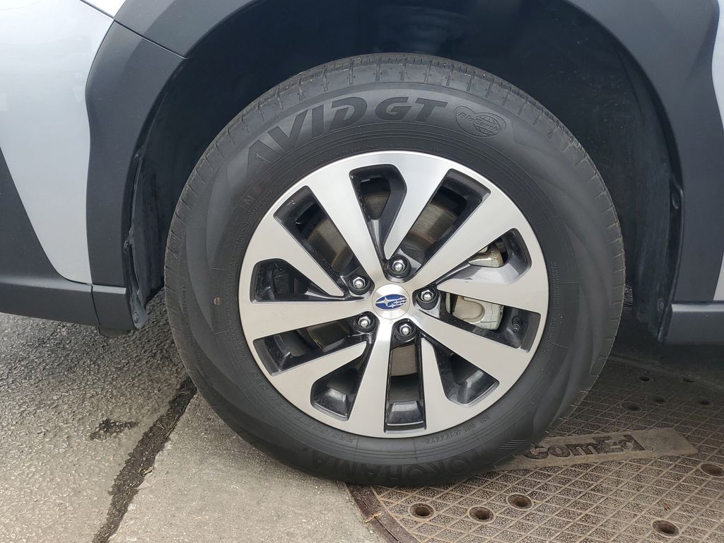 2025 Subaru Outback Premium - Photo 11
