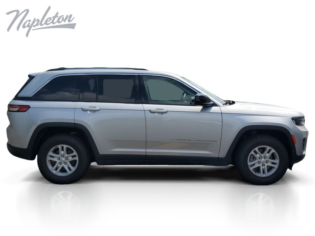 2024 Jeep Grand Cherokee Laredo - Photo 7