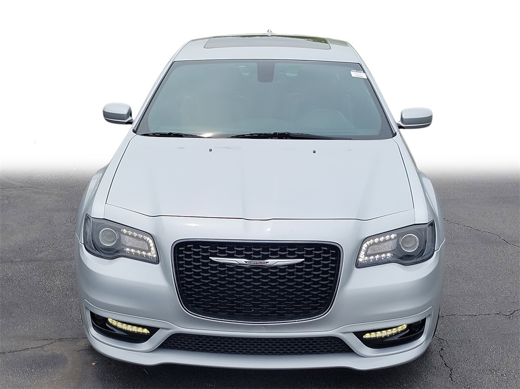 Used 2020 Chrysler 300 S with VIN 2C3CCABT2LH239104 for sale in Calumet City, IL