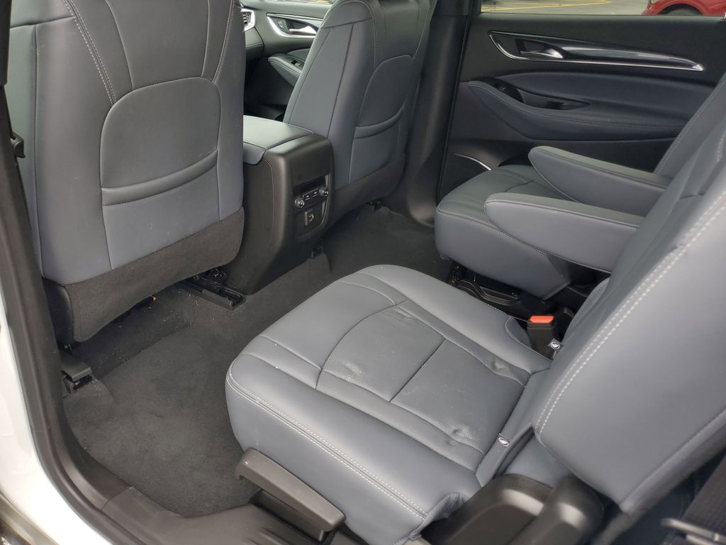 2024 Buick Enclave Essence - Photo 25
