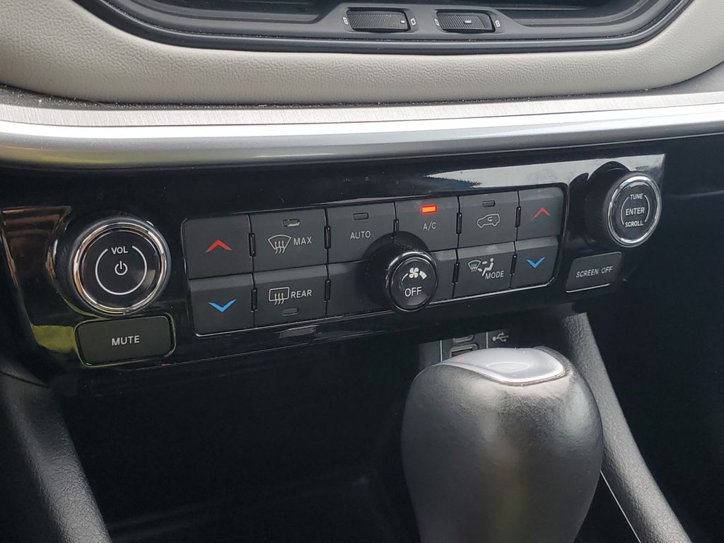 2025 Jeep Compass Limited - Photo 22