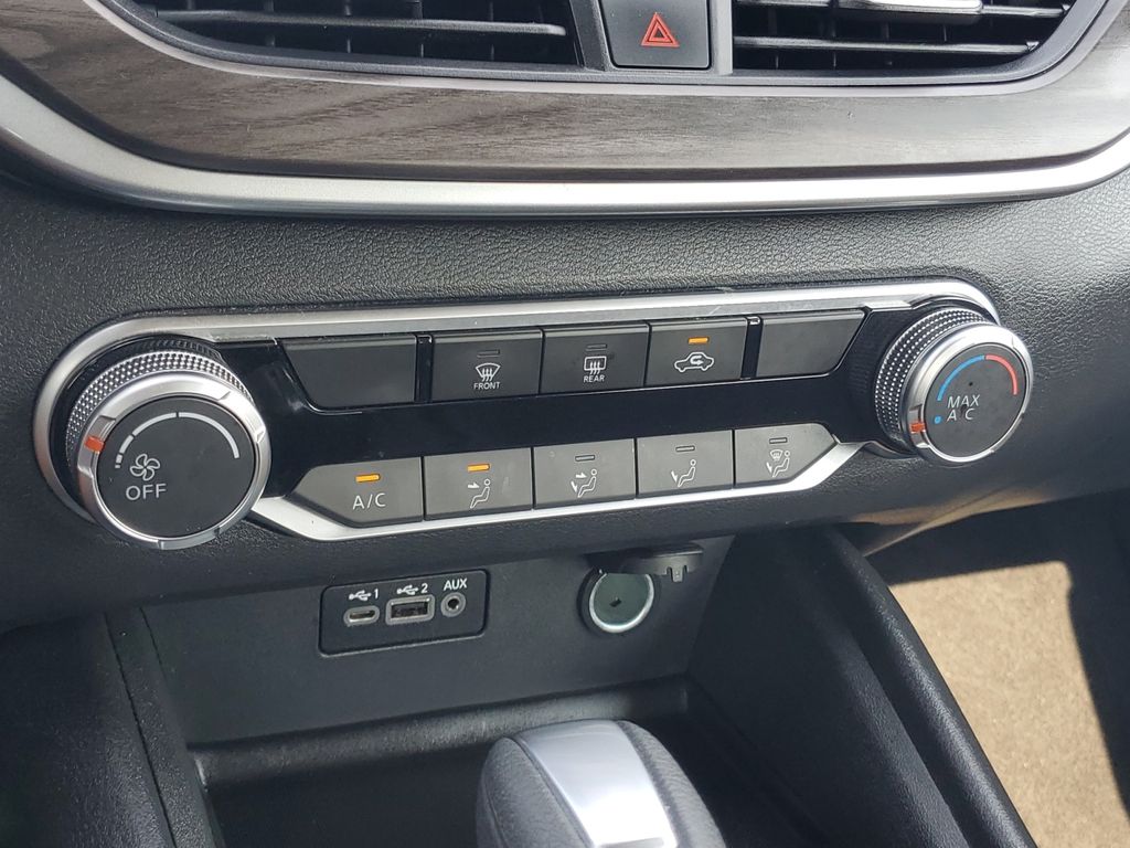 2025 Nissan Altima SV - Photo 25