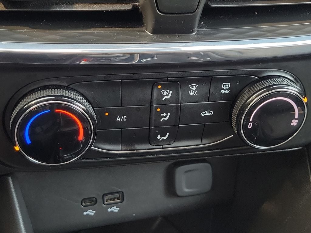 2025 Buick Encore GX Preferred - Photo 16