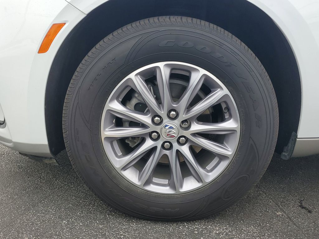 2024 Buick Enclave Essence - Photo 9