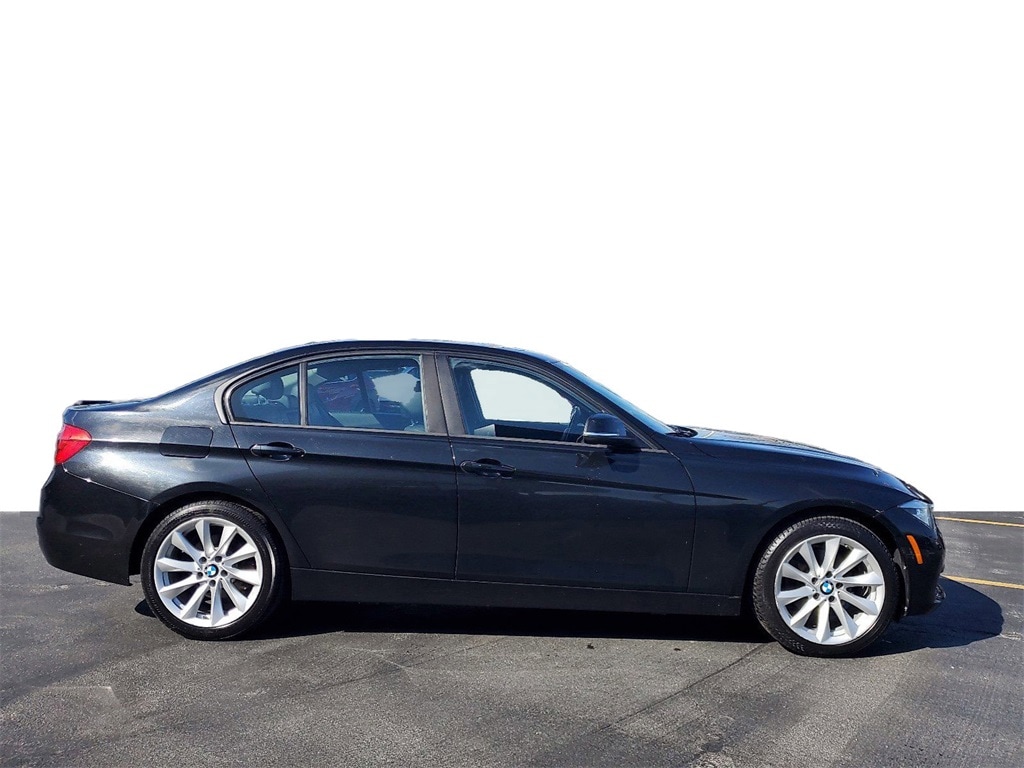 Used 2018 BMW 3 Series 320i with VIN WBA8A3C59JA491198 for sale in Calumet City, IL