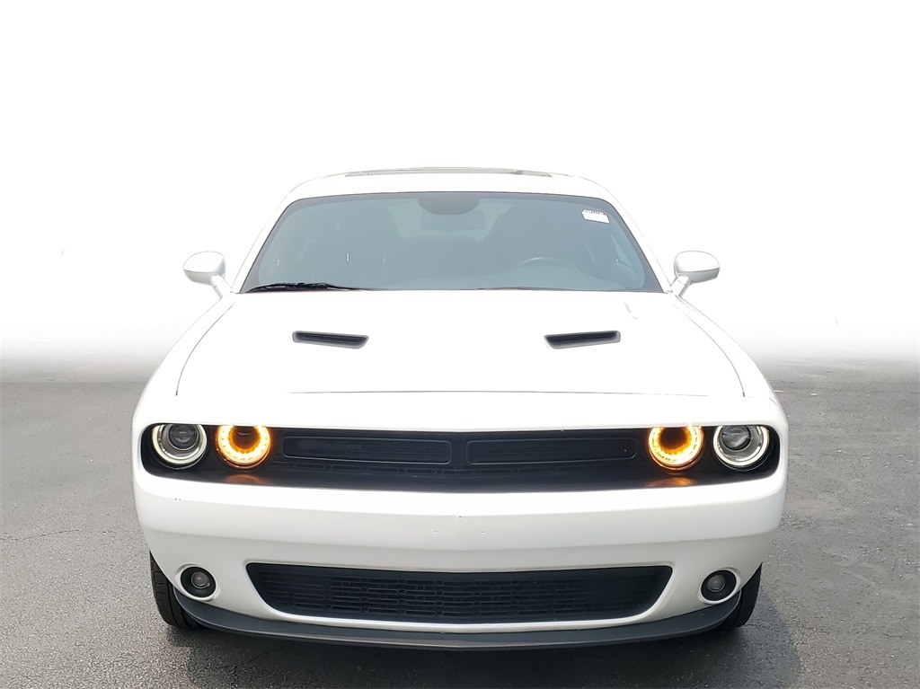 Used 2022 Dodge Challenger SXT with VIN 2C3CDZAGXNH242609 for sale in Calumet City, IL