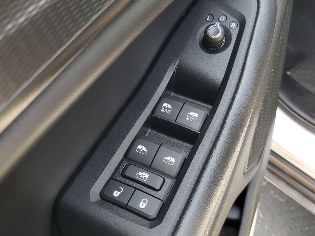 2024 Jeep Grand Cherokee Laredo - Photo 23