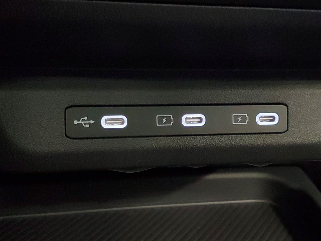 2027 Kia Seltos EX - Photo 23