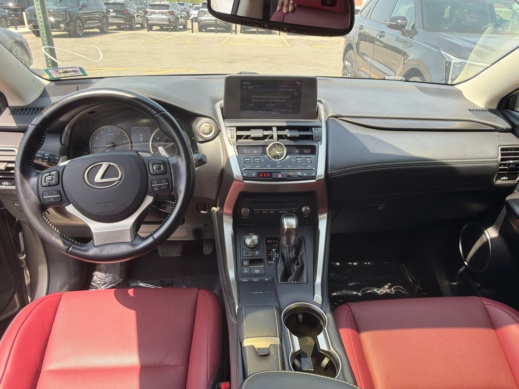 2020 Lexus NX 300 - Photo 8