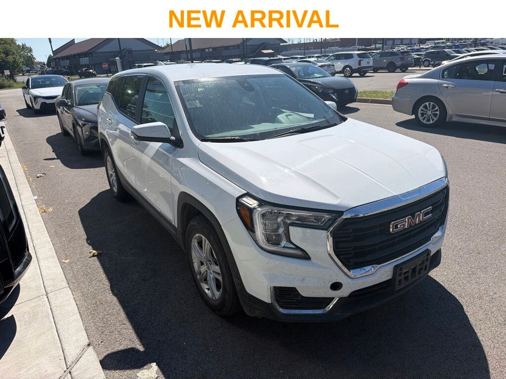 Used 2024 GMC Terrain SLE SUV