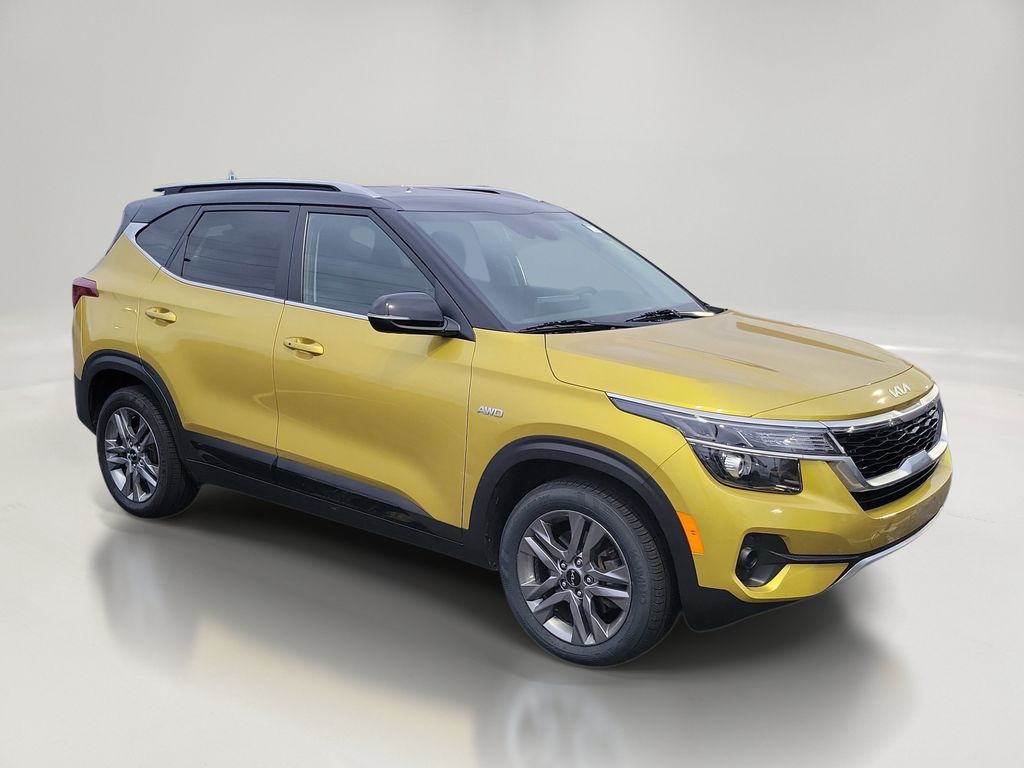 2023 Kia Seltos 2.0 S AWD's photo