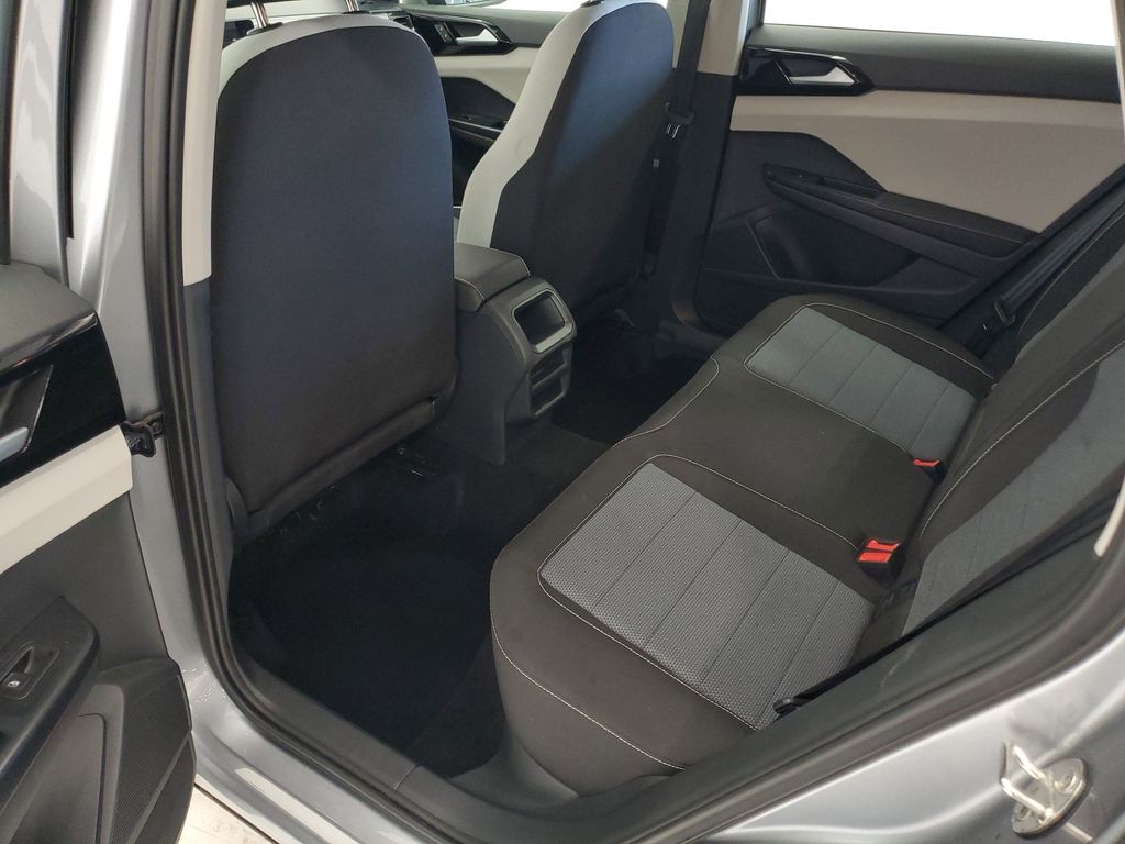 2025 Volkswagen Taos S - Photo 15