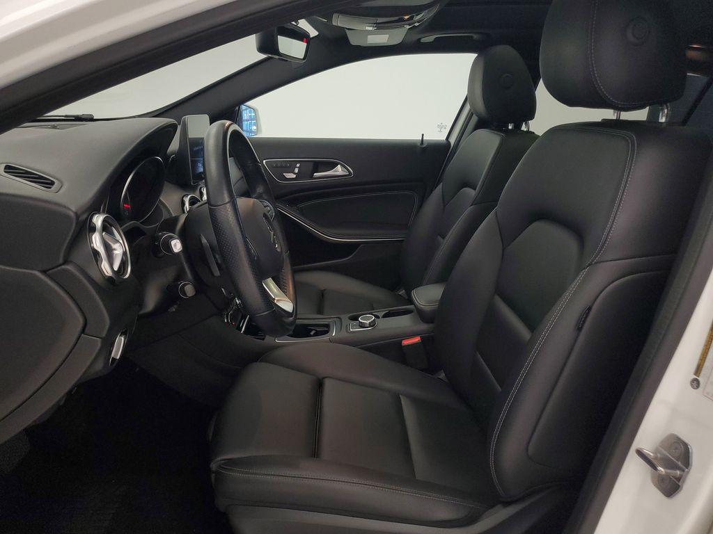 2019 Mercedes-Benz GLA-Class GLA250 - Photo 9