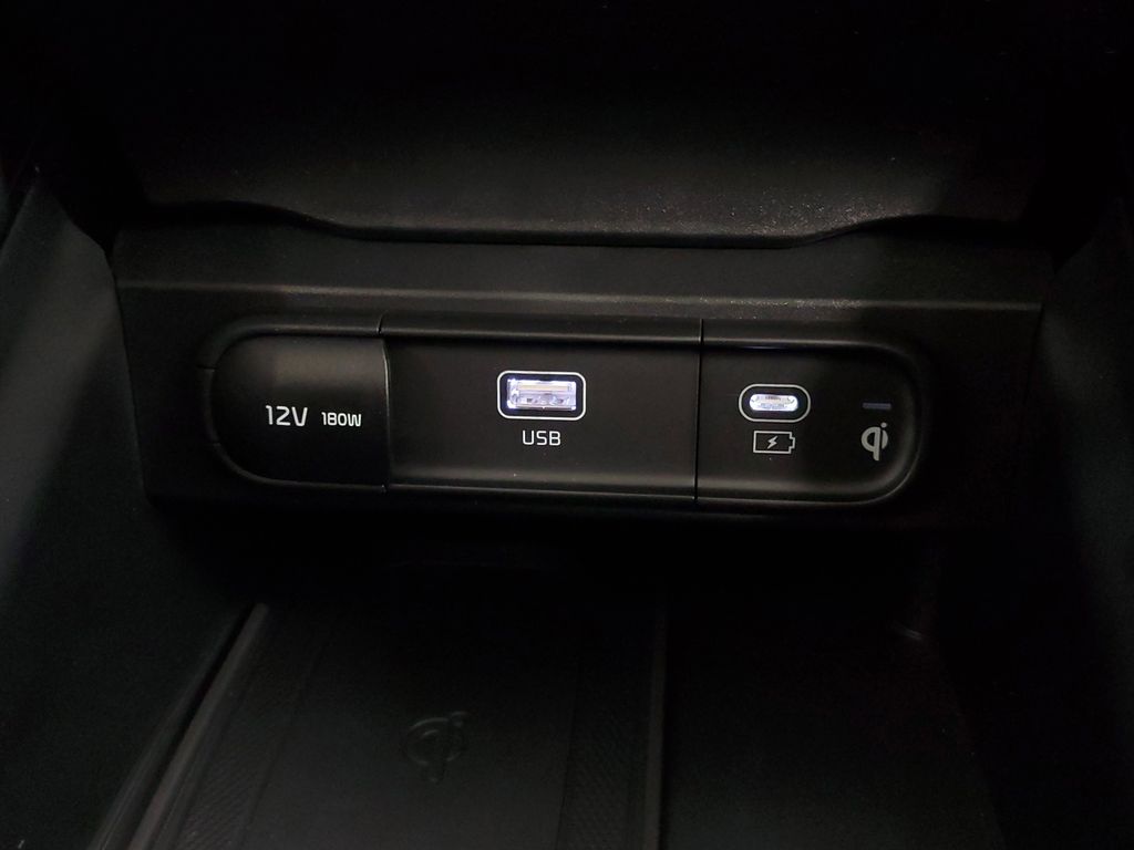 2025 Kia Telluride S - Photo 20