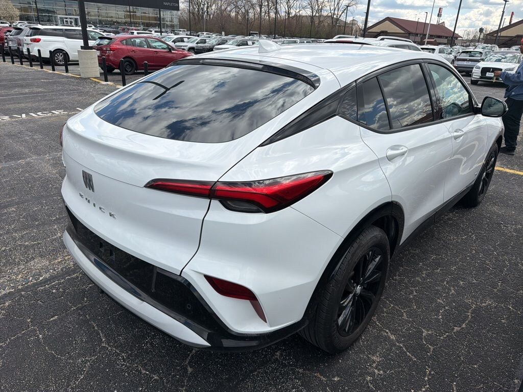 Used 2025 Buick Envista Sport Touring SUV