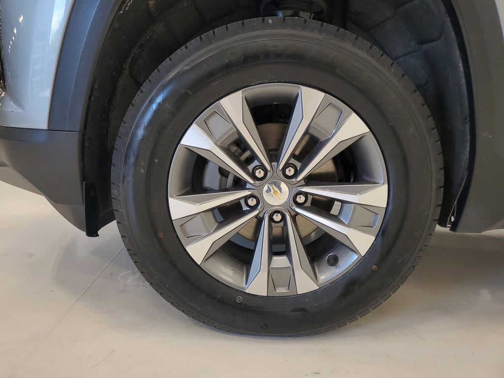 2025 Chevrolet Equinox LT - Photo 9