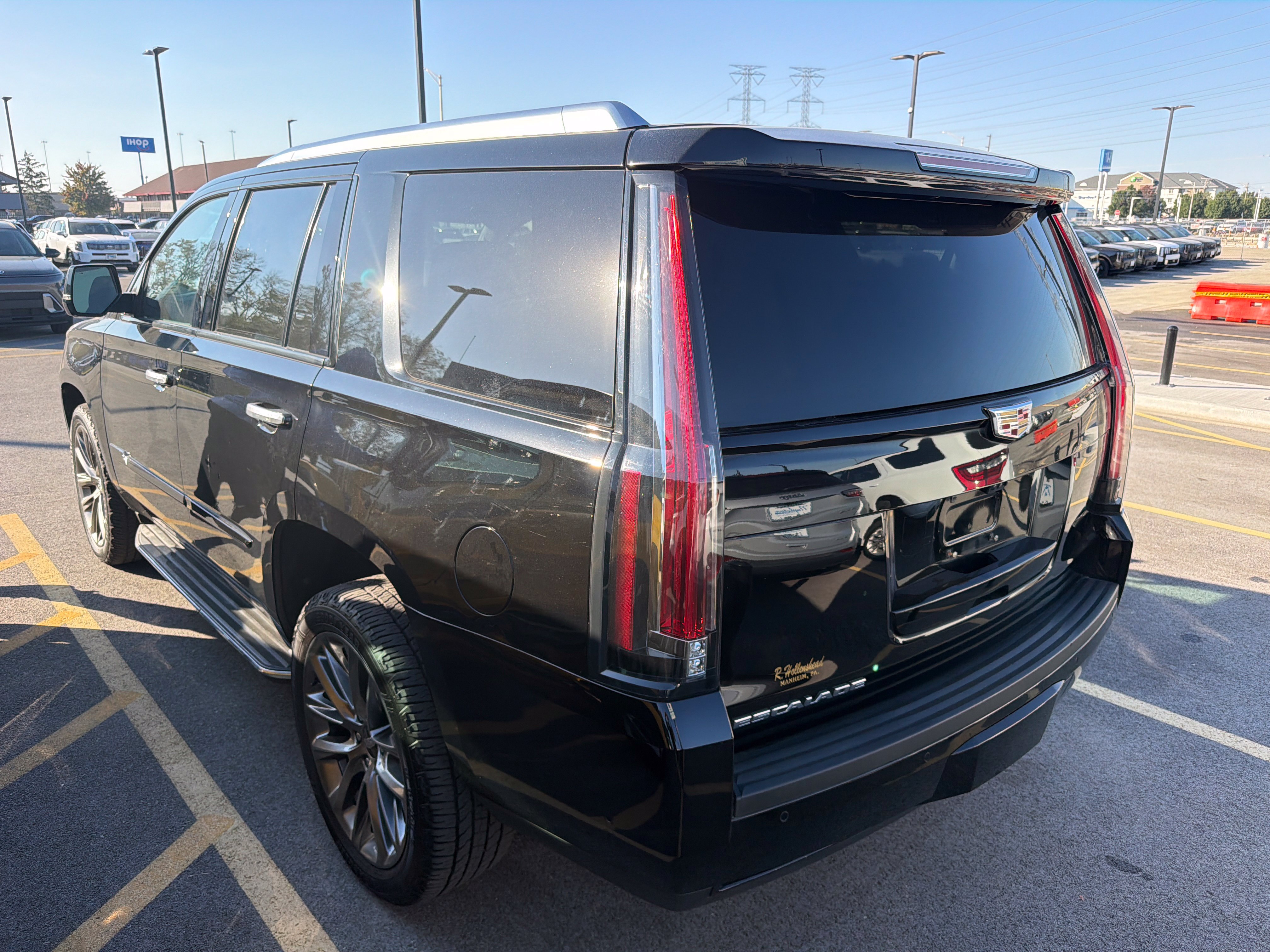 Used 2020 Cadillac Escalade Luxury SUV