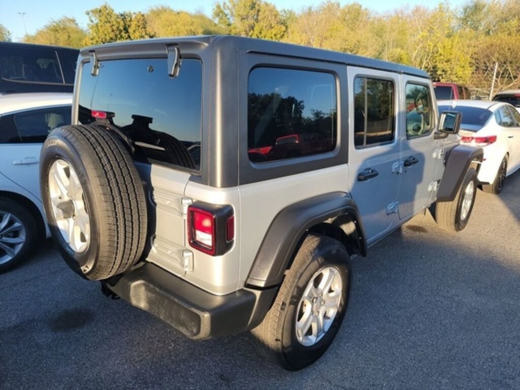 Used 2022 Jeep Wrangler Unlimited Sport SUV