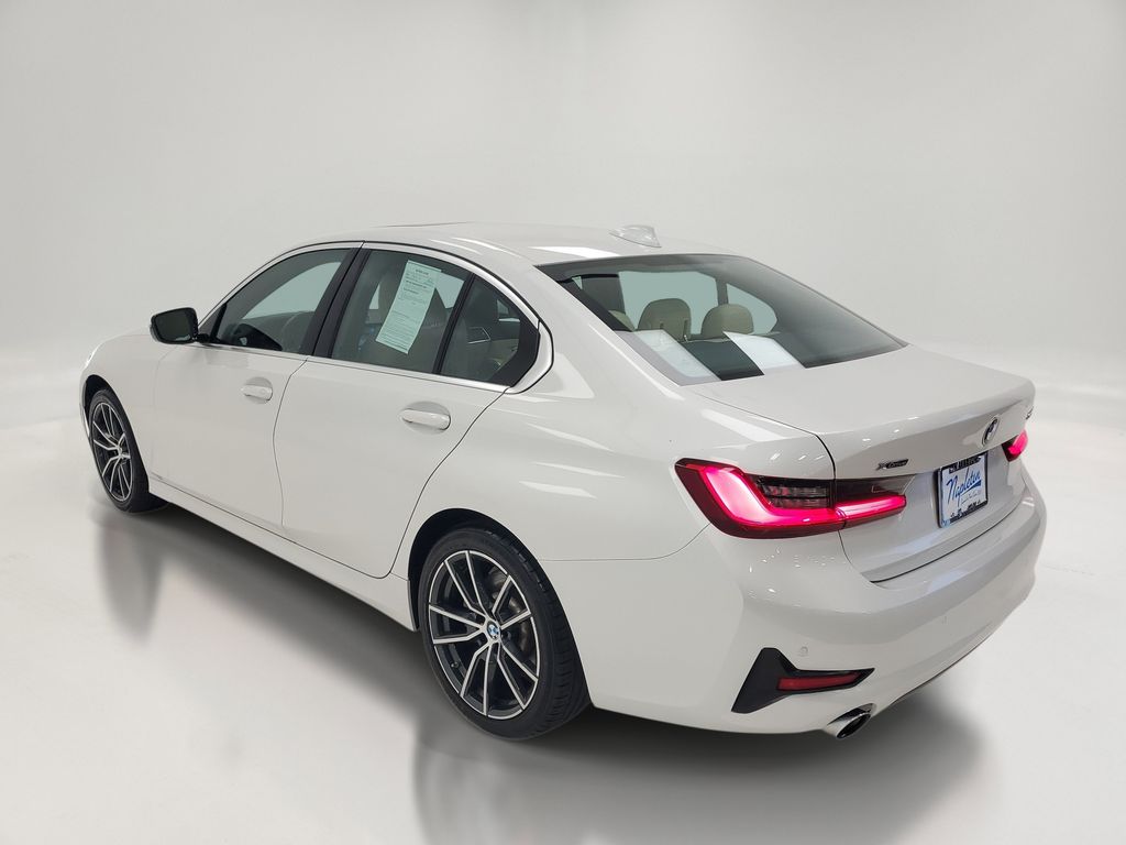 2021 BMW 3 Series 330i - Photo 6