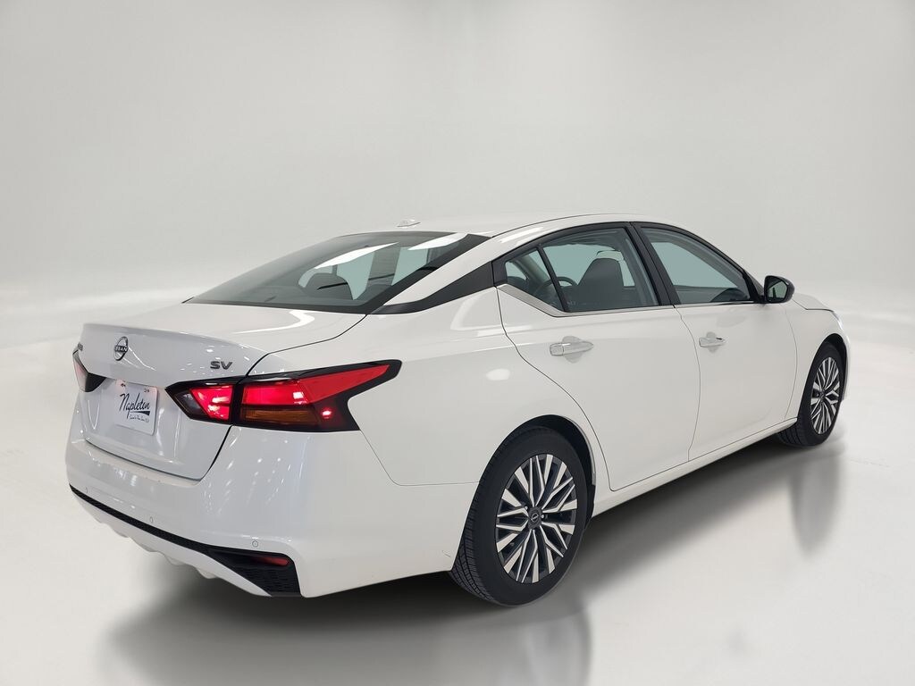 Used 2024 Nissan Altima 2.5 SV Sedan