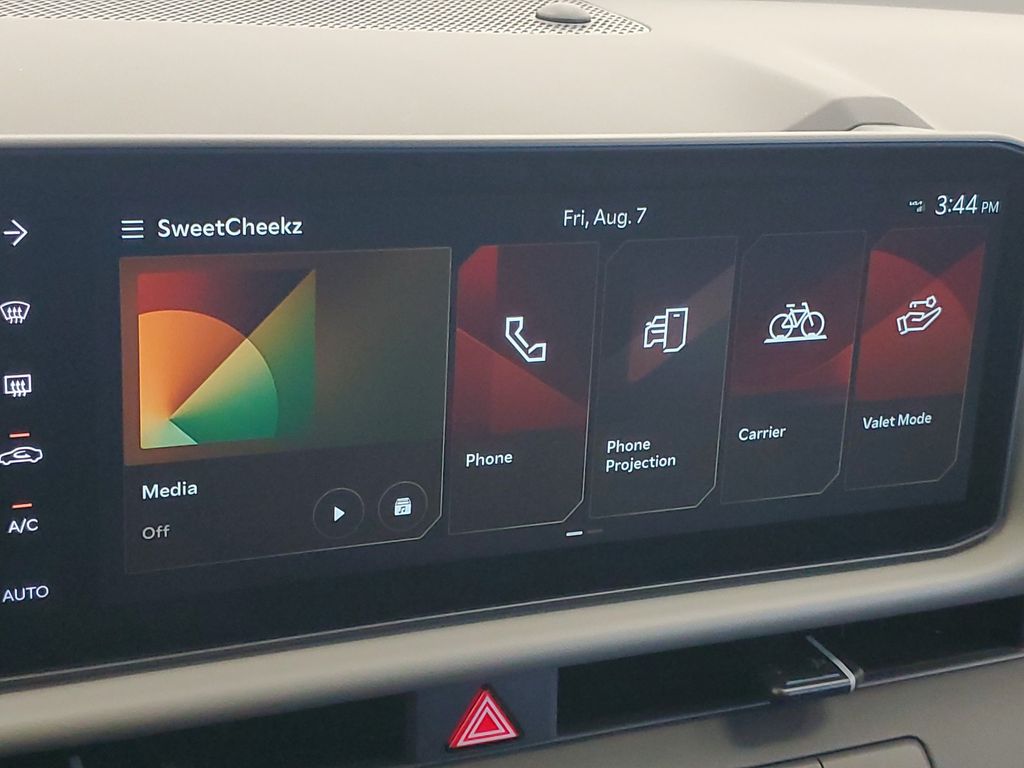 2027 Kia Seltos EX - Photo 18