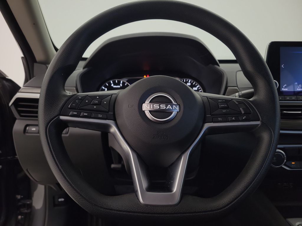 2024 Nissan Altima SV - Photo 13