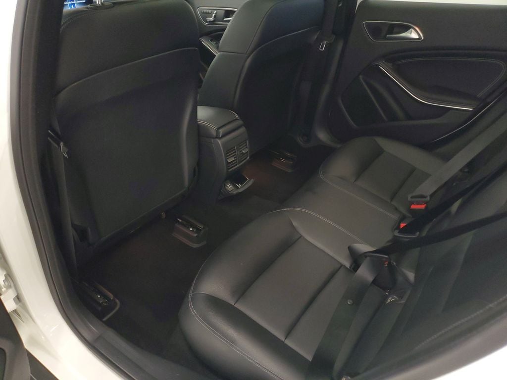 2019 Mercedes-Benz GLA-Class GLA250 - Photo 21