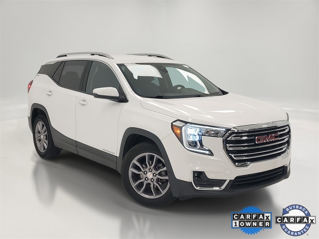 2023 GMC Terrain SLT's photo
