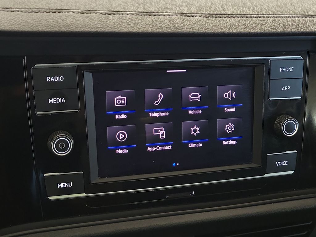 2024 Volkswagen Jetta SE - Photo 16