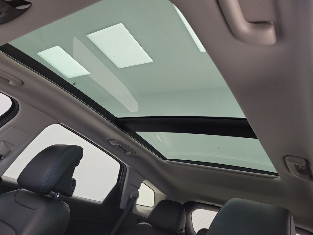 2023 Kia Sportage SX - Photo 23