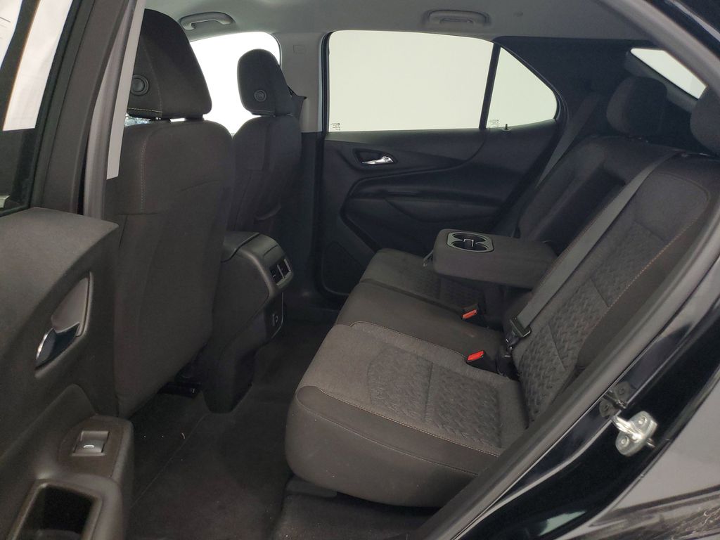 2023 Chevrolet Equinox LT - Photo 24