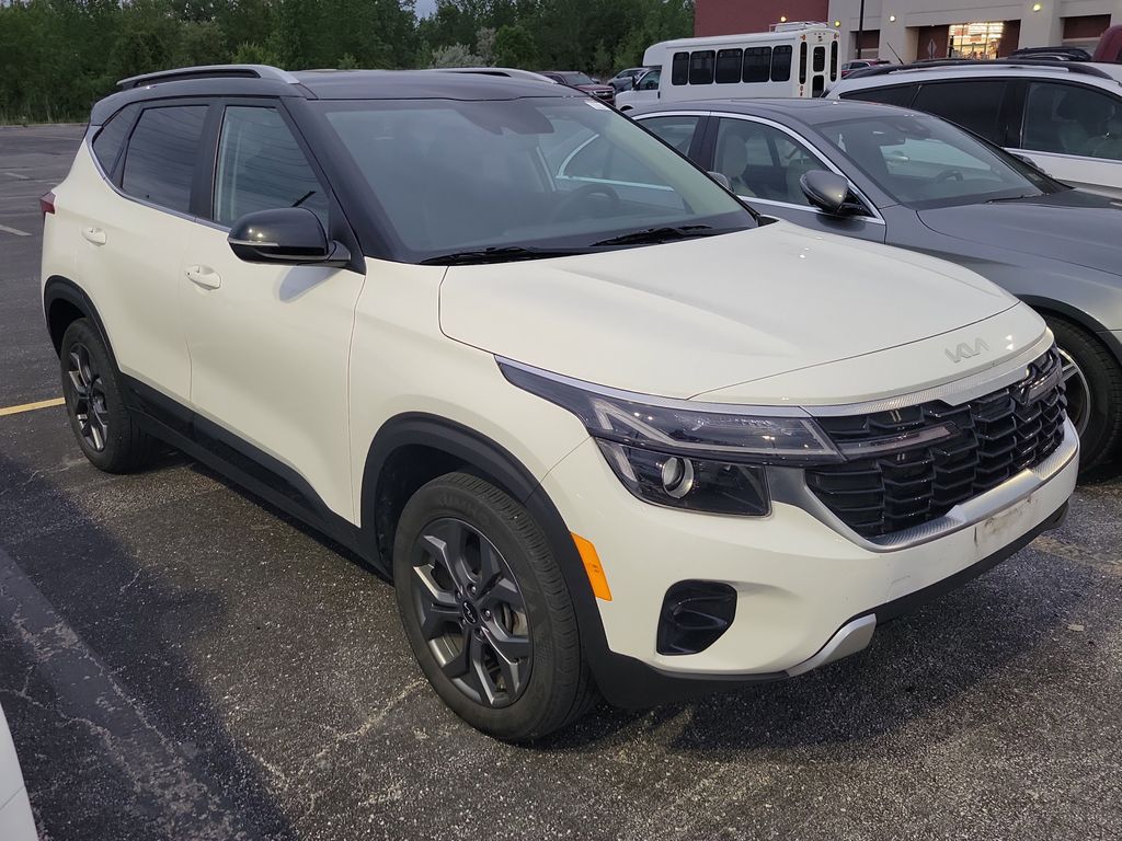 2024 Kia Seltos 2.0 S AWD's photo