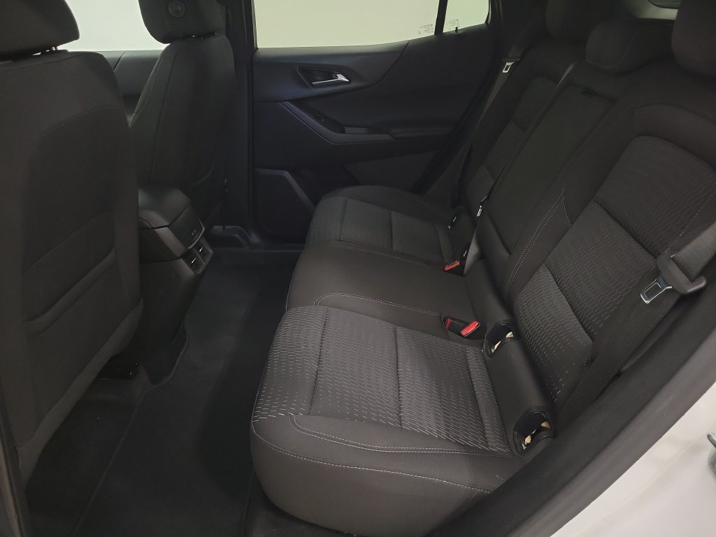 2025 Chevrolet Equinox LT - Photo 22