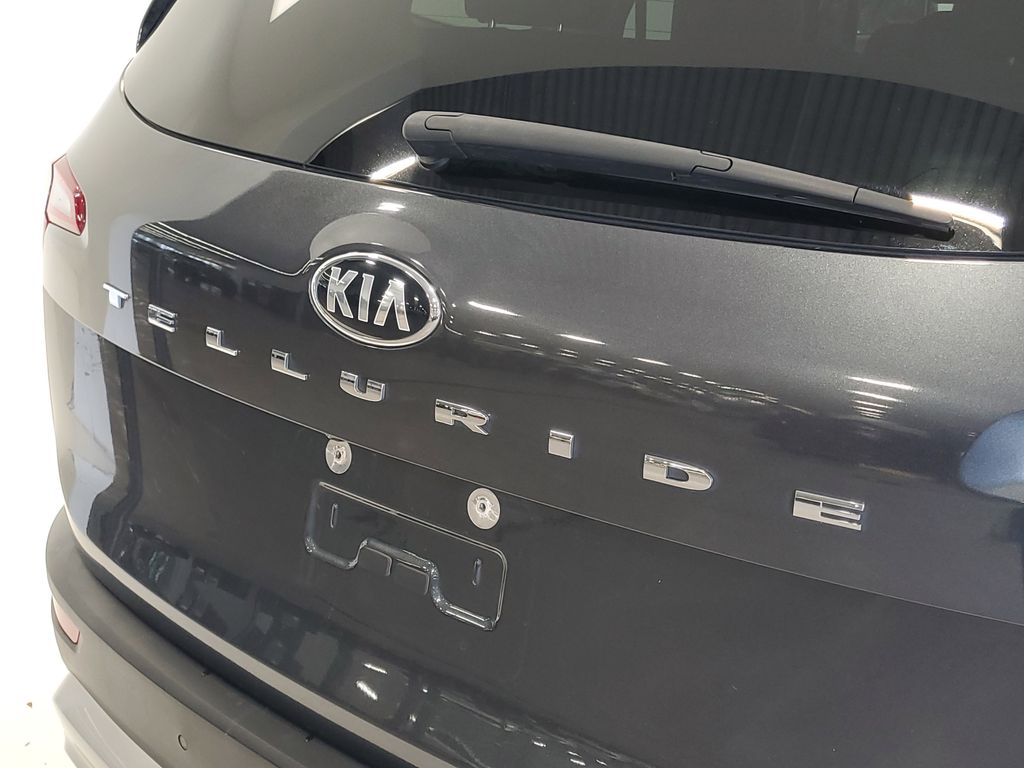 2021 Kia Telluride LX - Photo 8