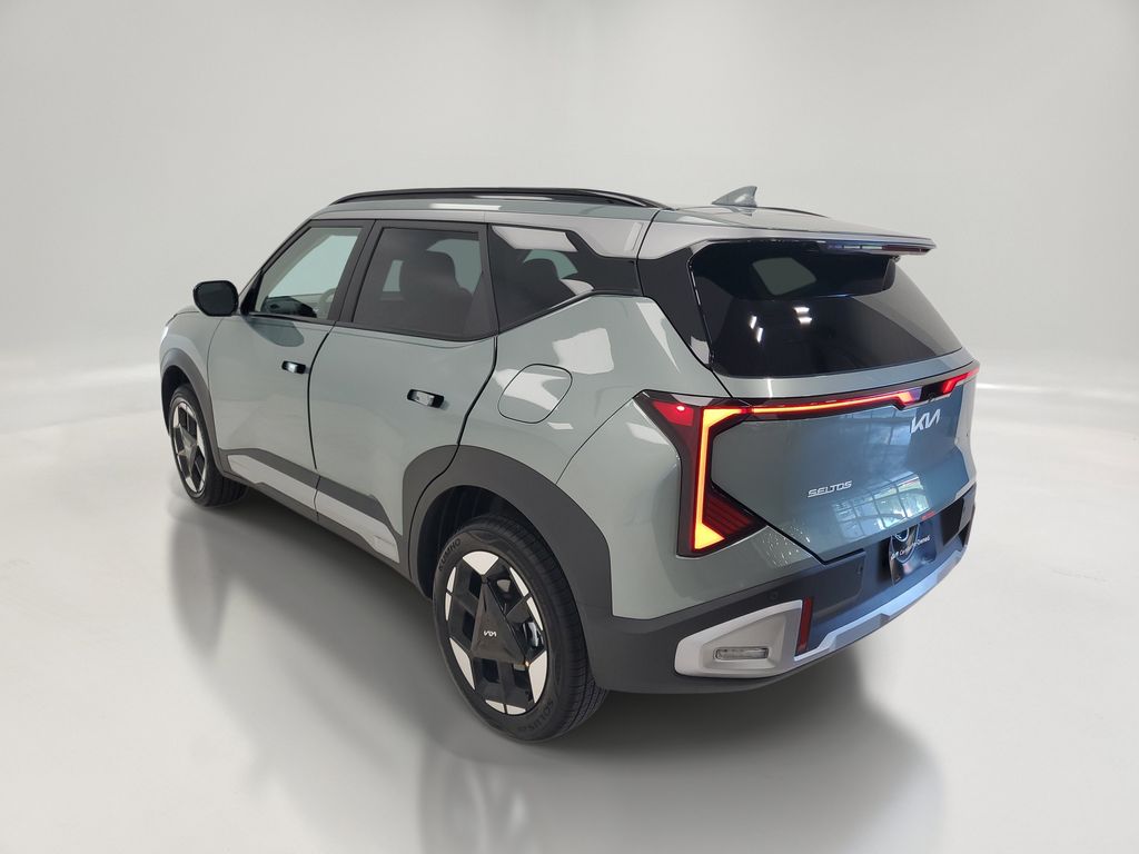 2027 Kia Seltos EX - Photo 6