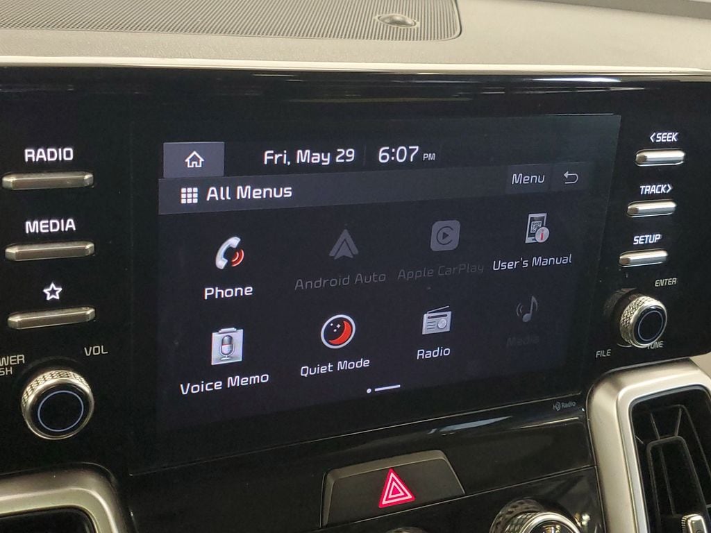 2021 Kia Sorento LX - Photo 17