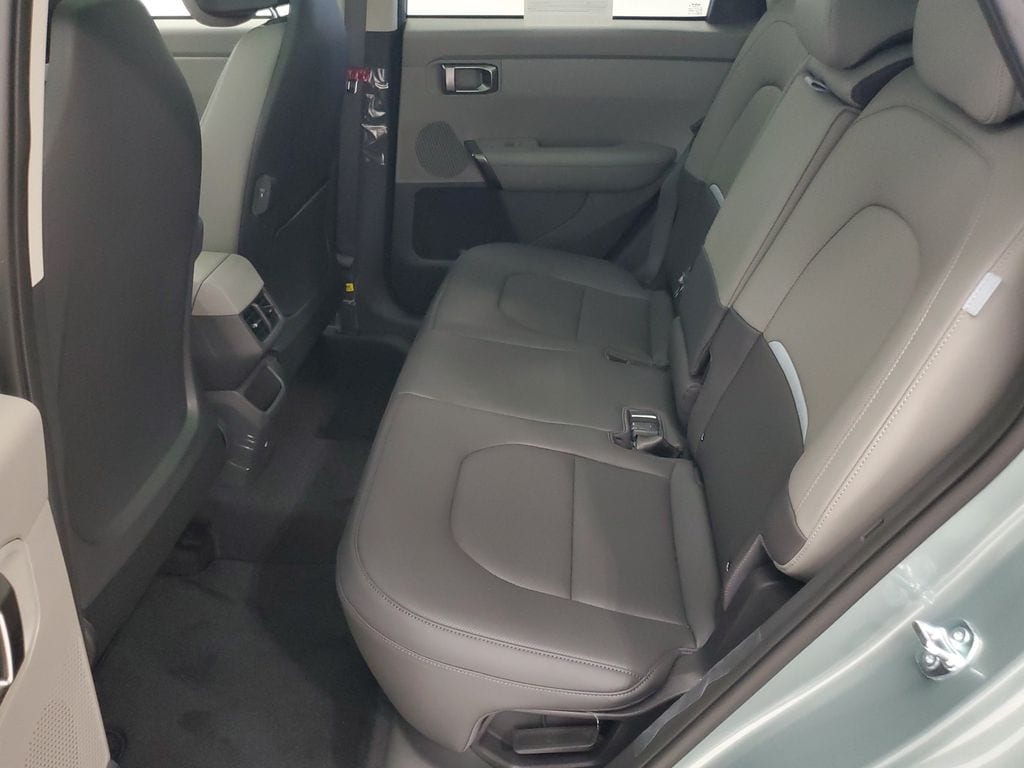 2027 Kia Seltos EX - Photo 24