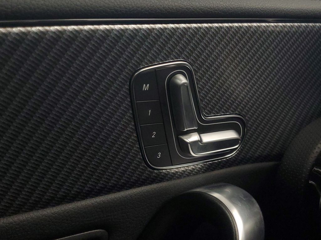 2025 Mercedes-Benz CLA CLA 250 - Photo 16