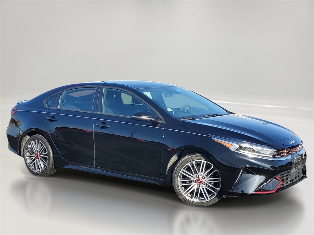 2023 Kia Forte GT's photo