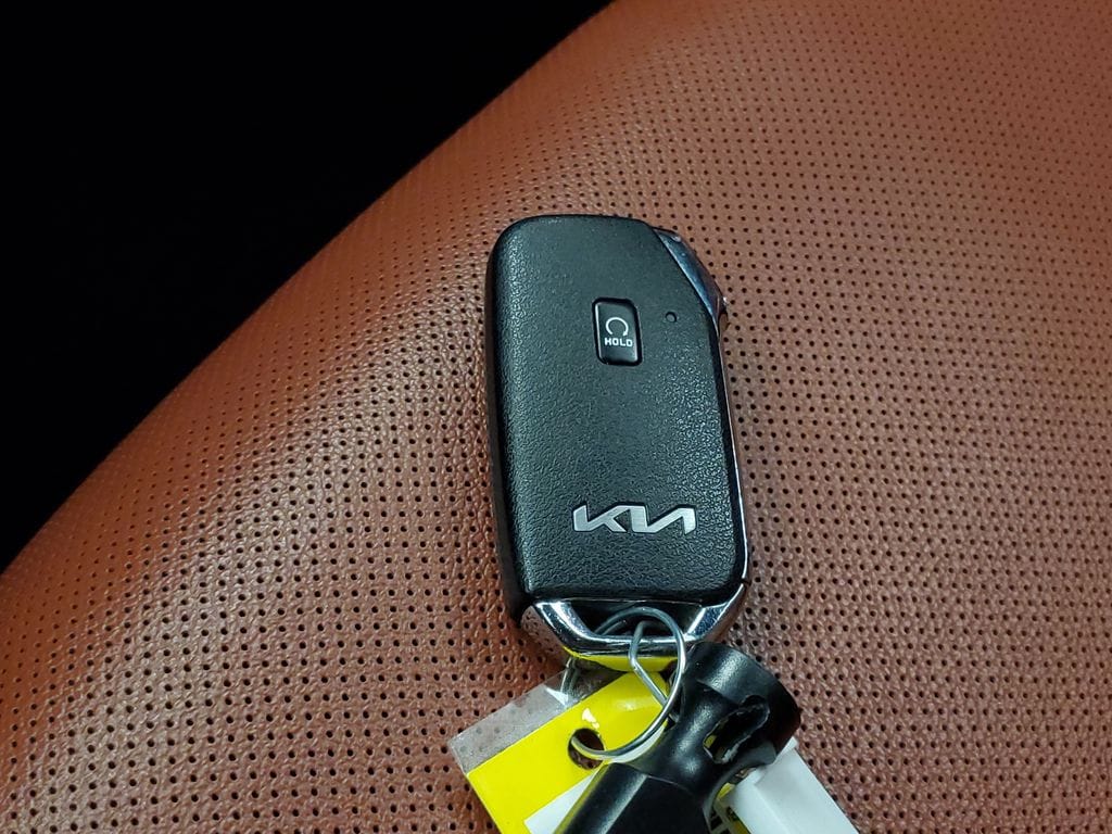 2024 Kia Sportage SX - Photo 28