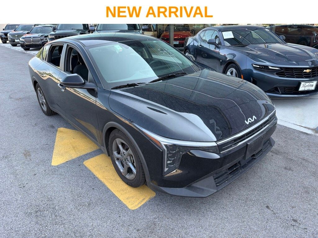 Used 2025 Kia K4 LXS Sedan