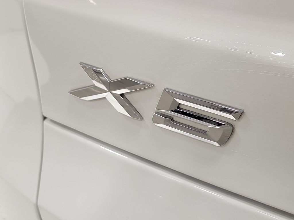 2021 BMW X5 40i - Photo 8
