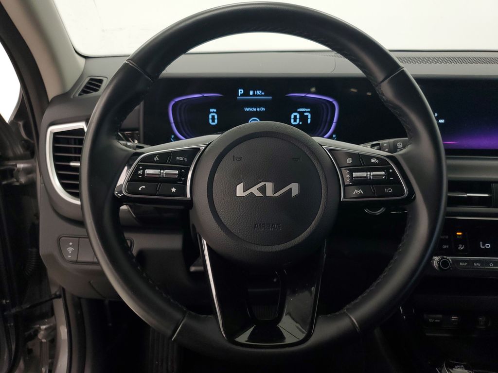 2025 Kia Seltos S - Photo 16