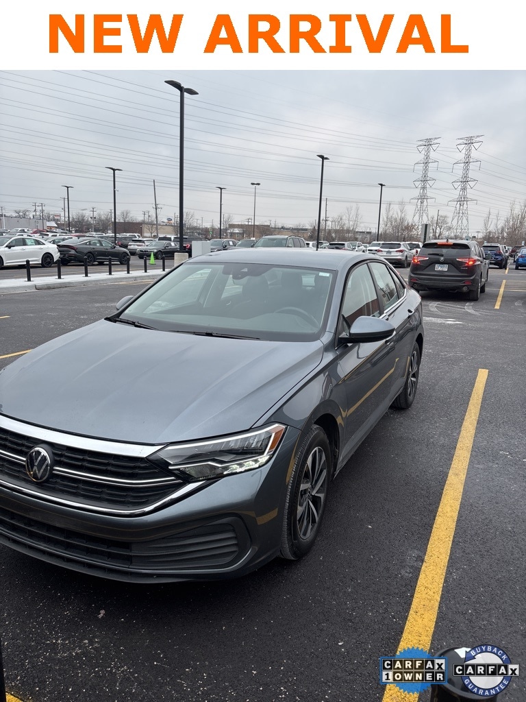 2024 Volkswagen Jetta S's photo